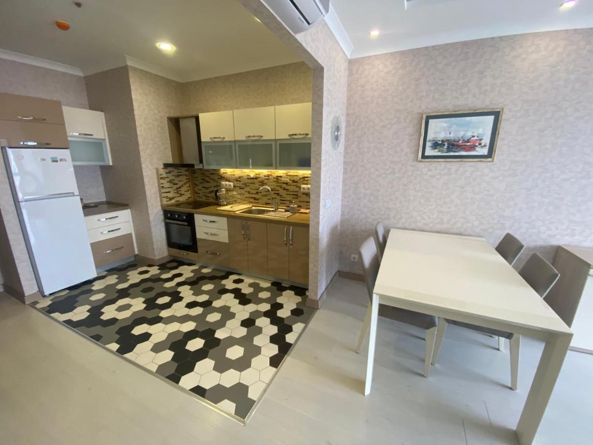 Apartment In Porta Batumi Tower Exterior foto